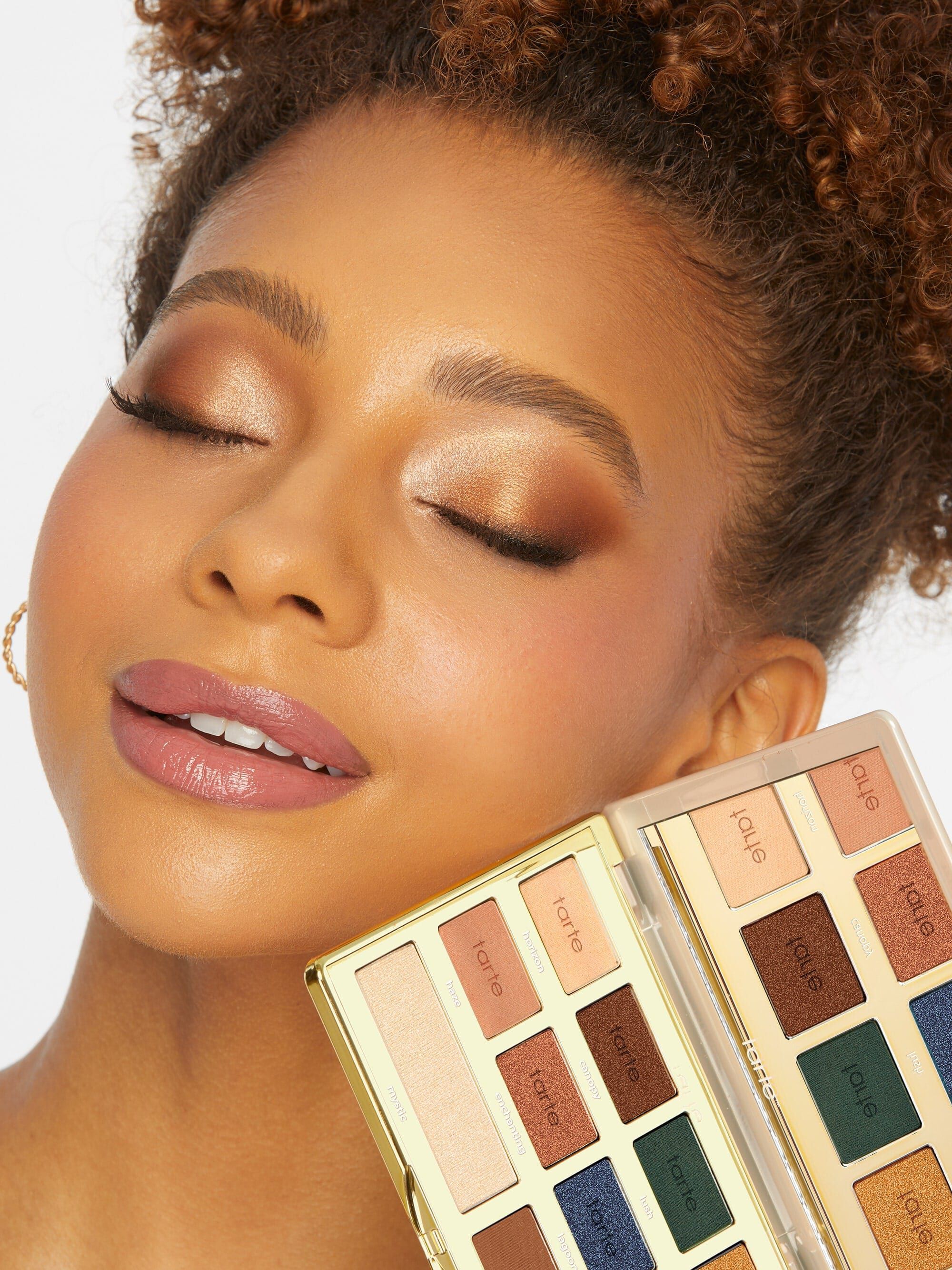 glamazon™ Amazonian clay eyeshadow palette image number 7