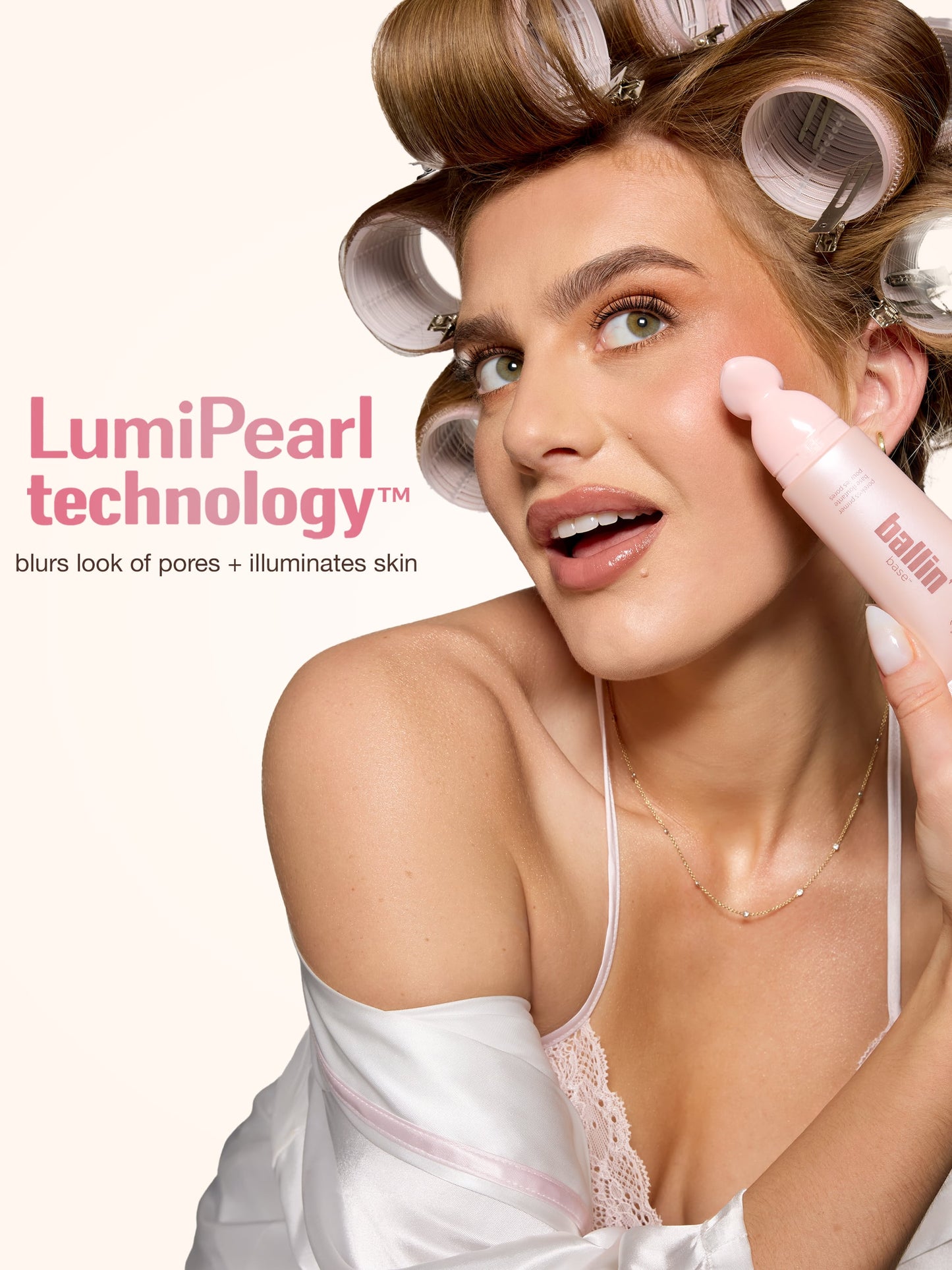 ballin’ base™ poreless primer